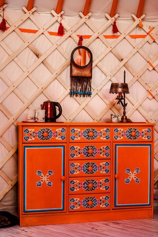 Caloroczne Jurty Mongolskie - 