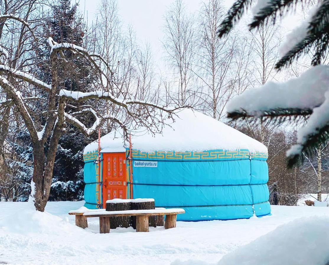 Luxusní stan Caloroczne Jurty Mongolskie - 
